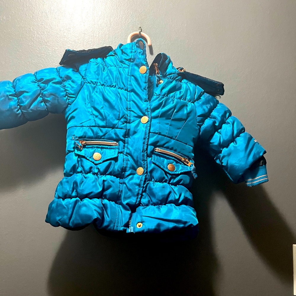 London Fog 12m baby winter coat with detachable hood. Very good condition